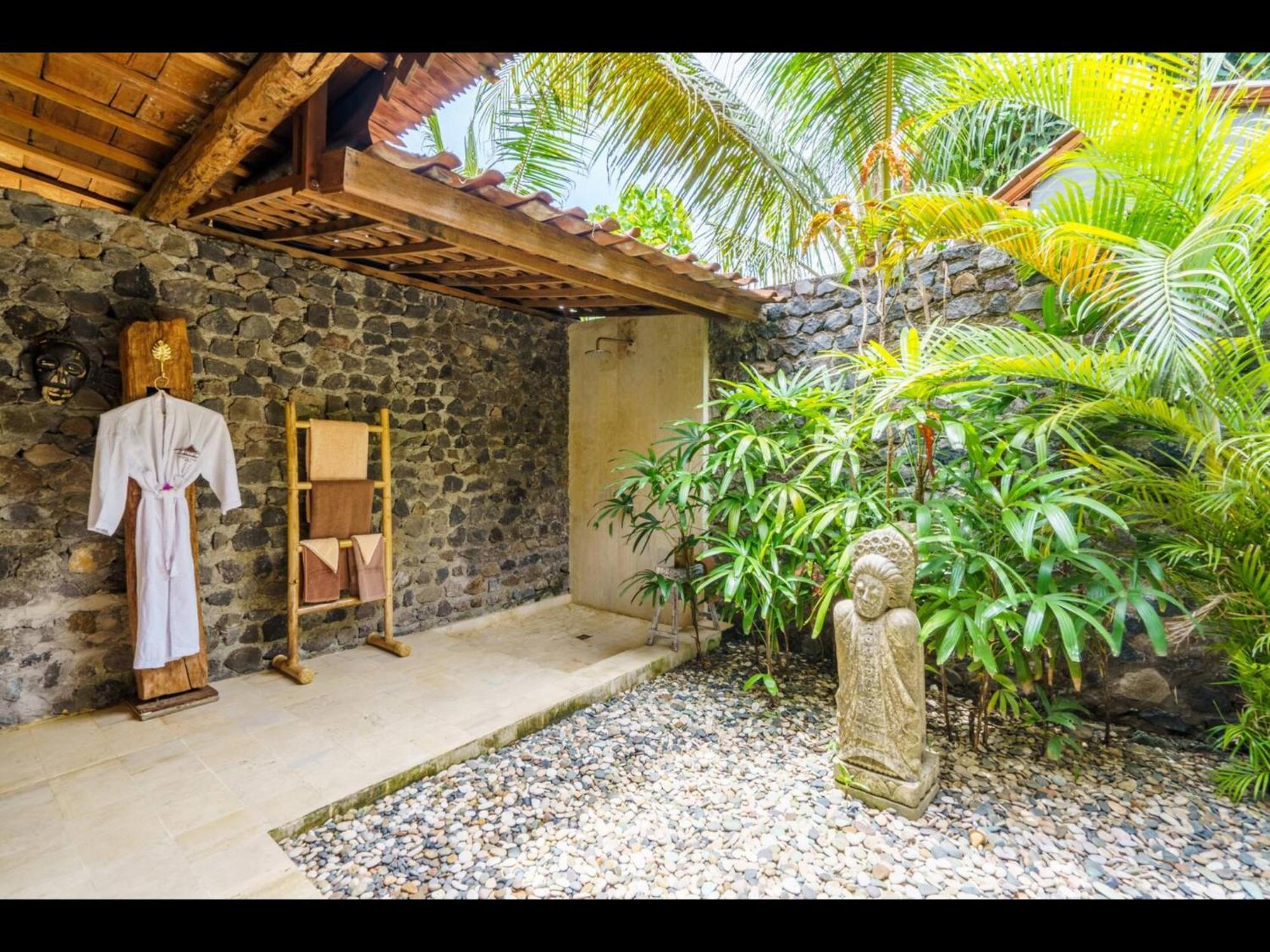 Louka Beach Bali Tianyar Dış mekan fotoğraf