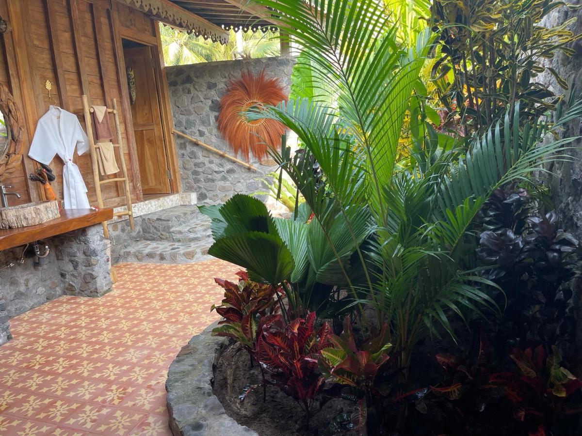 Louka Beach Bali Tianyar Dış mekan fotoğraf